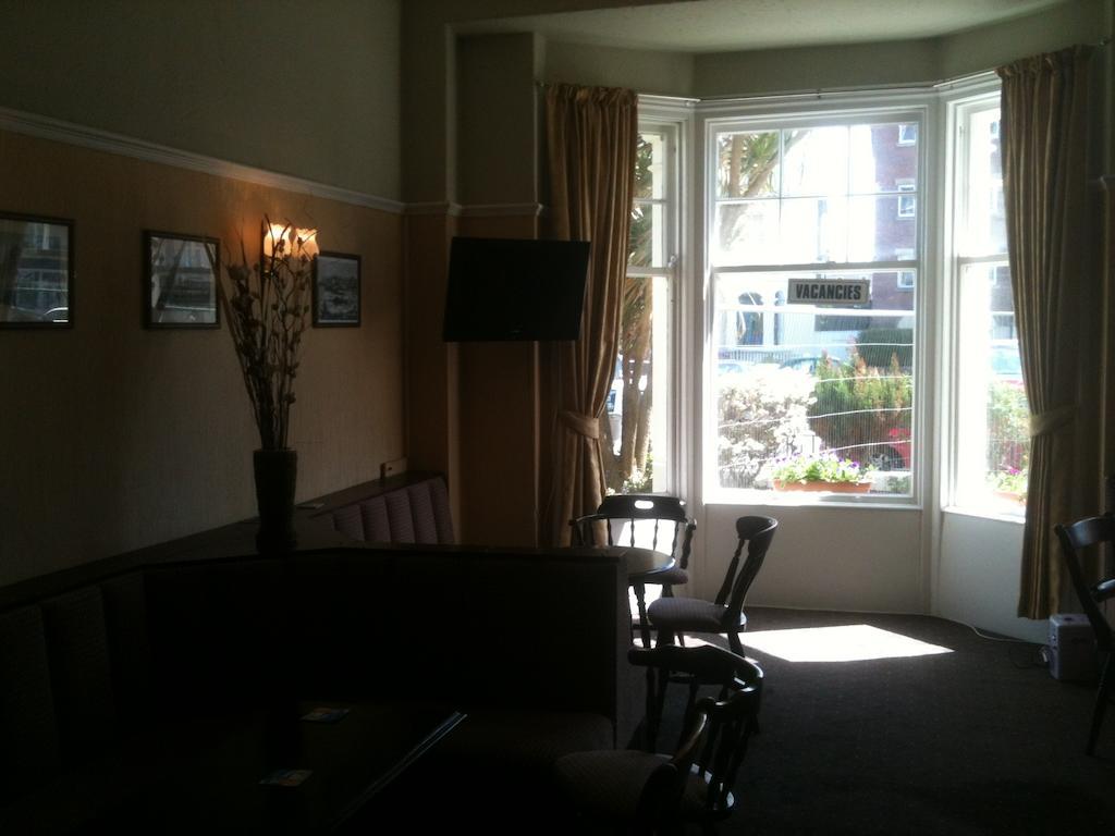חלנדודנו Grand Ash Hotel מראה חיצוני תמונה
