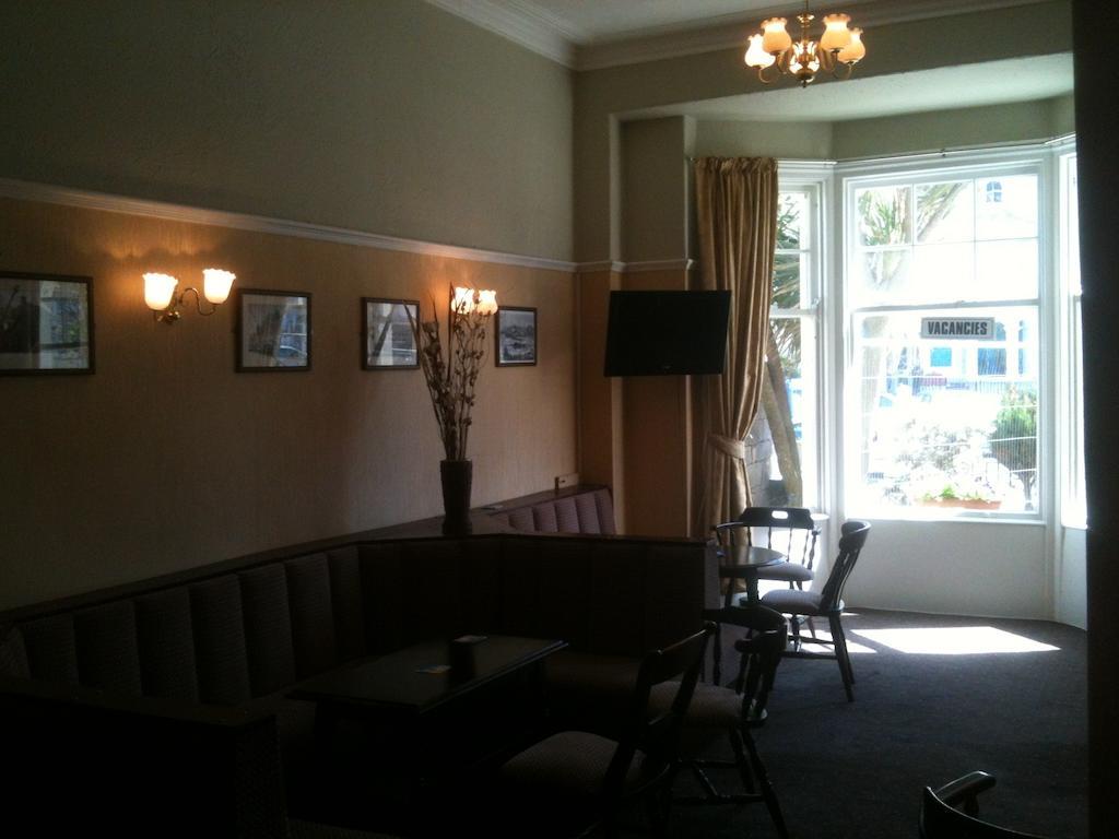 חלנדודנו Grand Ash Hotel מראה חיצוני תמונה