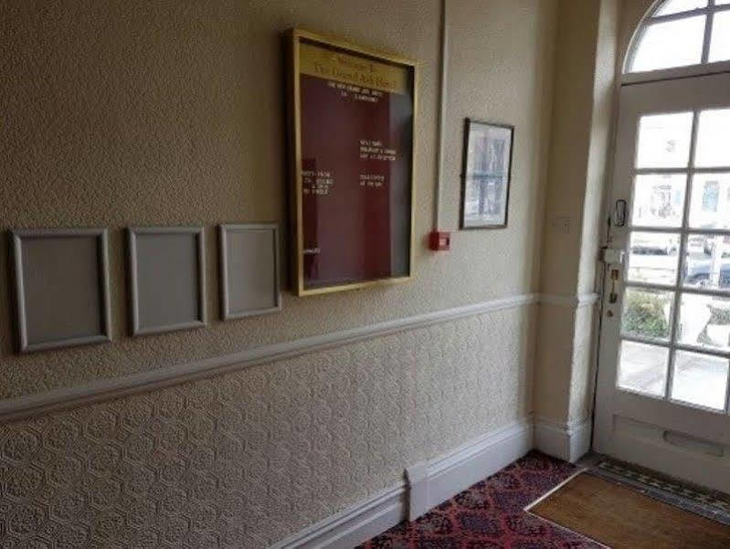 חלנדודנו Grand Ash Hotel מראה חיצוני תמונה